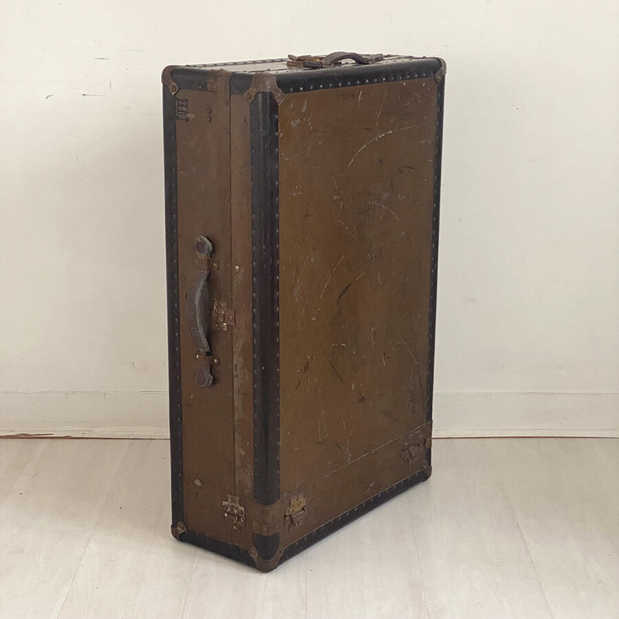Vintage dressing trunk 30's