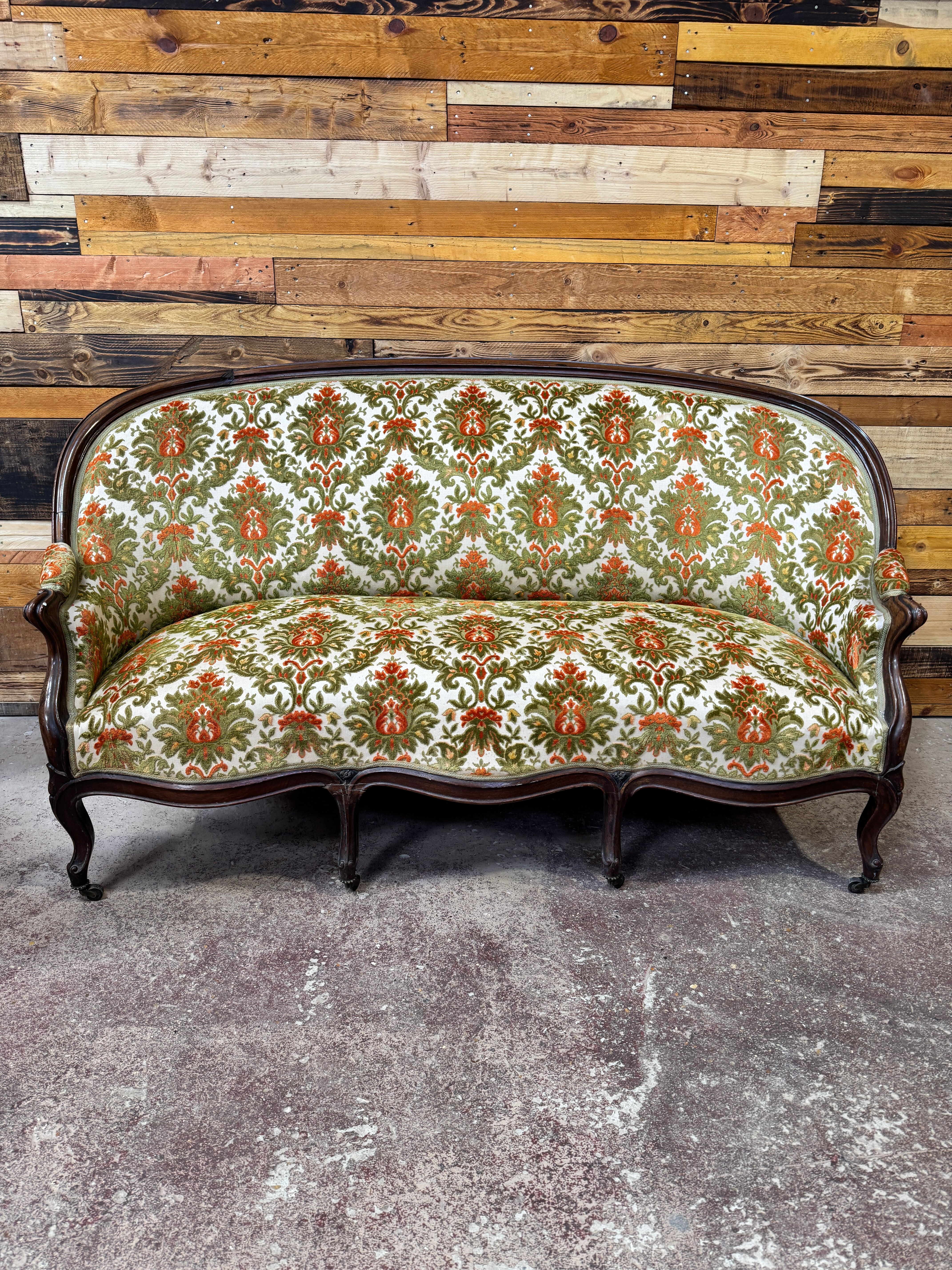 Louis-Philippe style bench from the 19th century, made of solid mahogany.