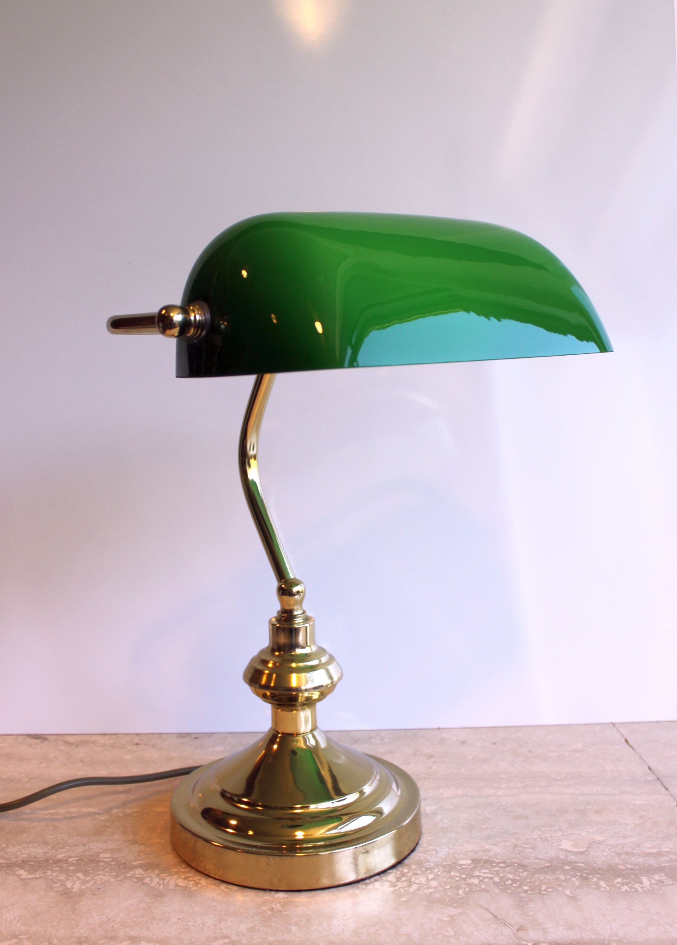 Banker's lamp, brass and opaline.