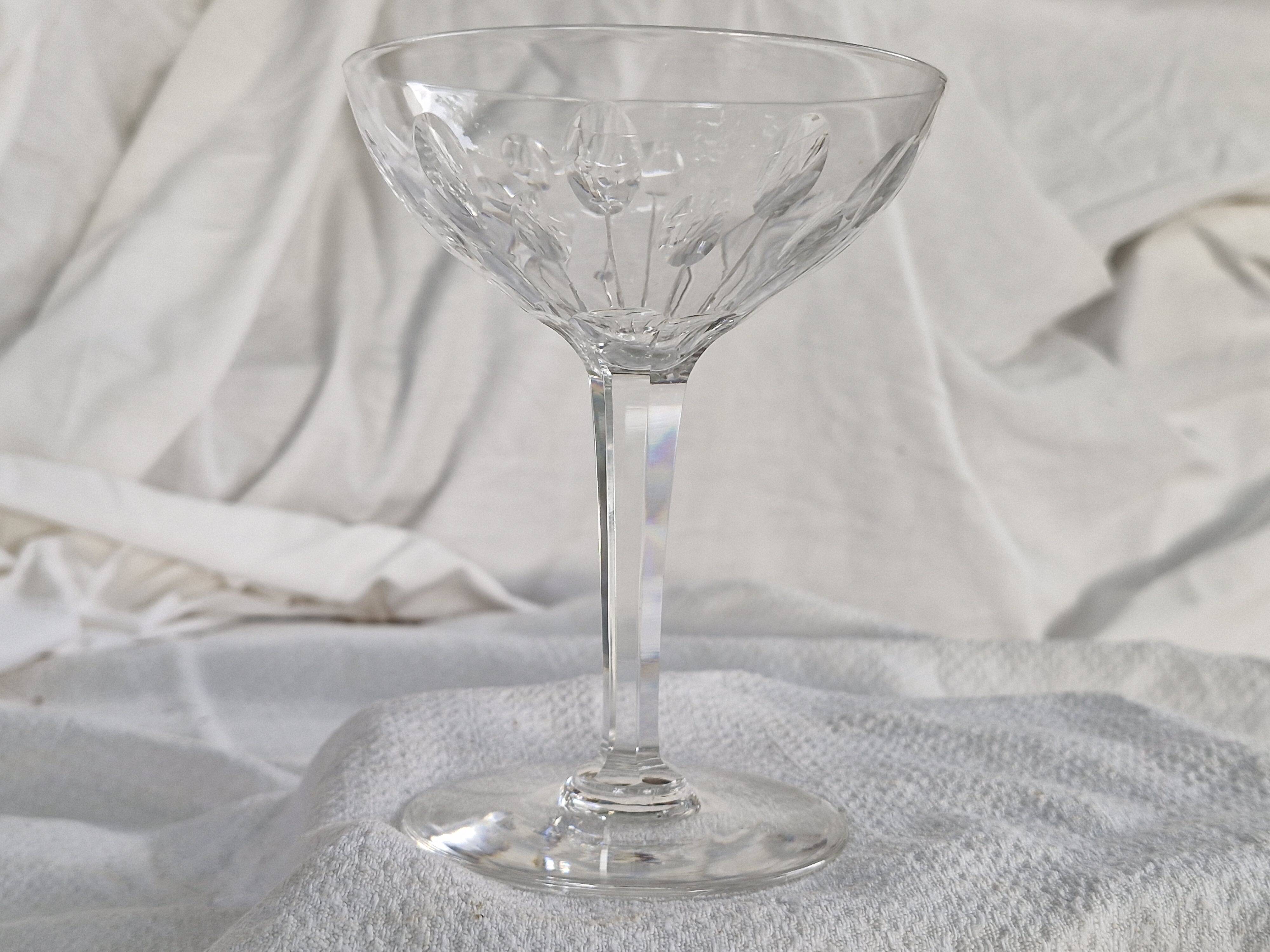 1 Val Saint Lambert crystal champagne glass, Nestor model, Hamle cut