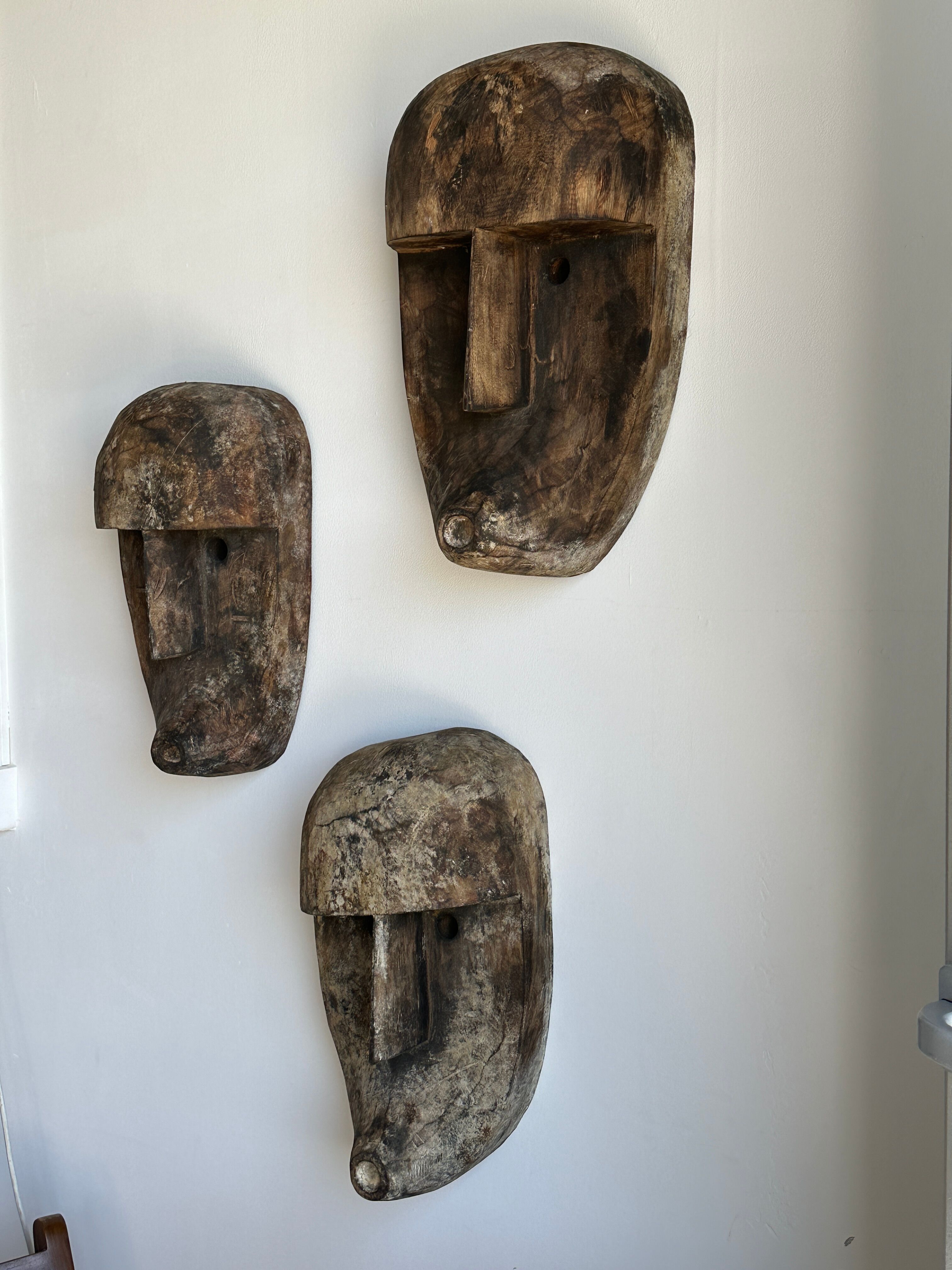 Large Timor mask in patinated wood H:50cm (2)