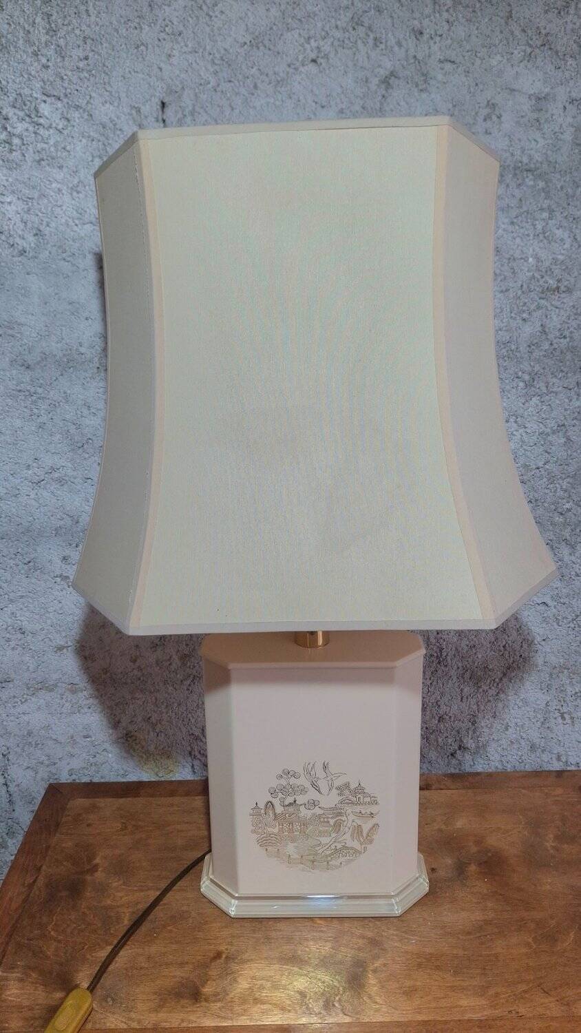 Large lamp 80 cm Japanese palace scene
