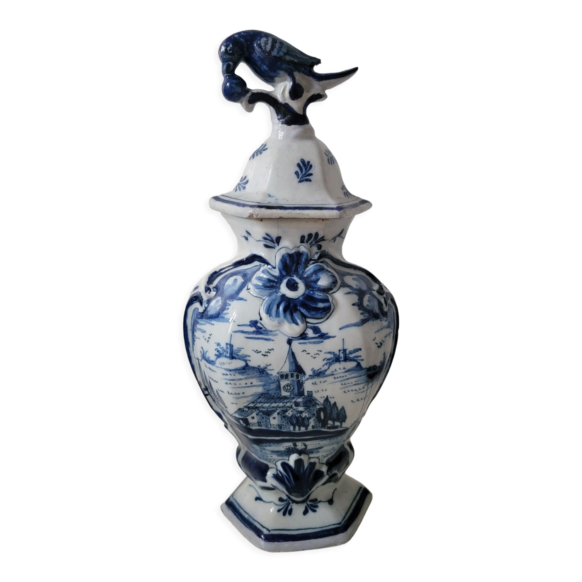 Potiche vase with Chinese lid