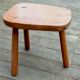 Tabouret de traite tripode brutaliste en frêne