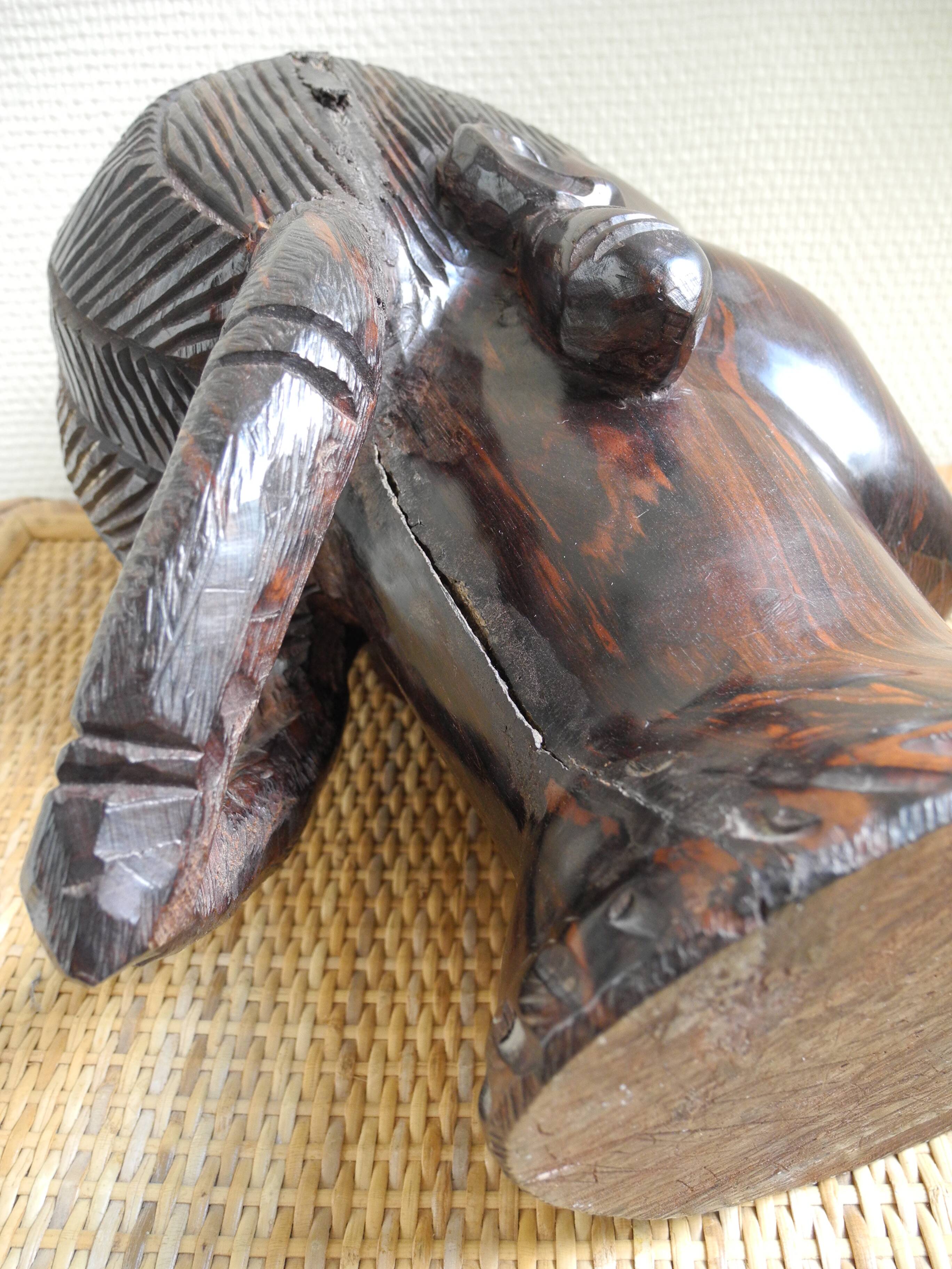 Pair of African sculptures from the 50s