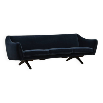 ML-90 sofa by Illum Wikkelsø for Mikael Laursen, 1950s Denmark.