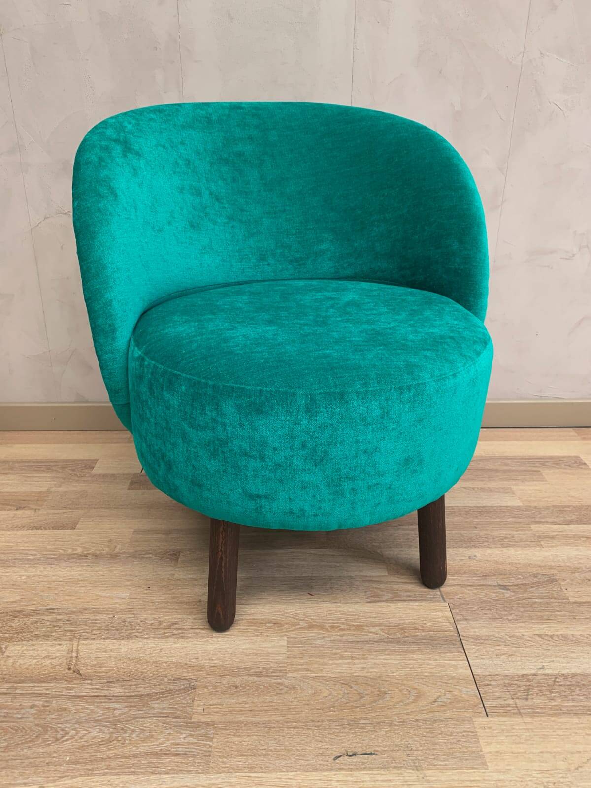 Cocktail armchair