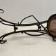 Paire de tabourets de bar vintage en bois et fer forgé avec assises cannées
