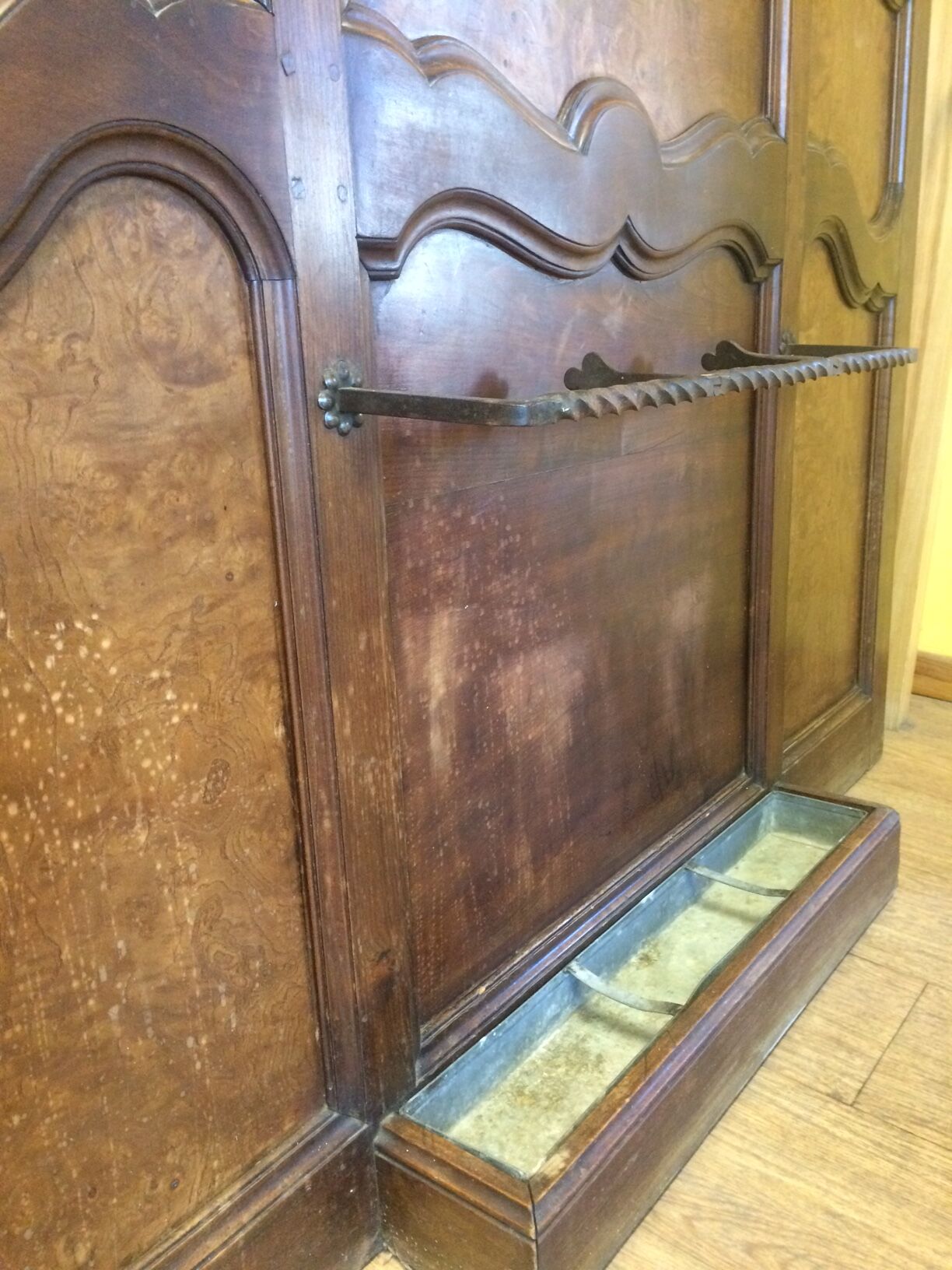 Old Wall coat hanger Art Deco