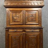 Montbéliard buffet with 4 Louis XIII style shutters in solid oak circa 1850
