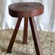 Tabouret tripode brutaliste en chêne massif mid. XXème