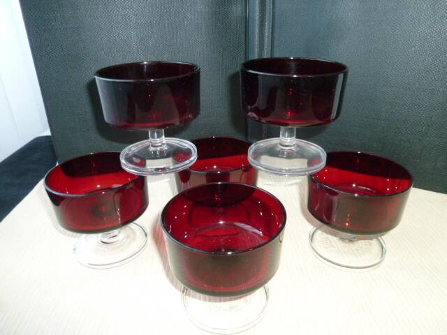 6 Vintage Luminarc Cups Ruby Color