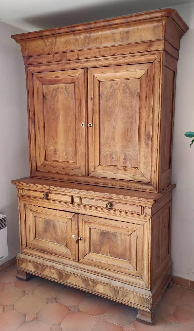 Louis Philippe 19th-century pear-shaped kitchen buffet