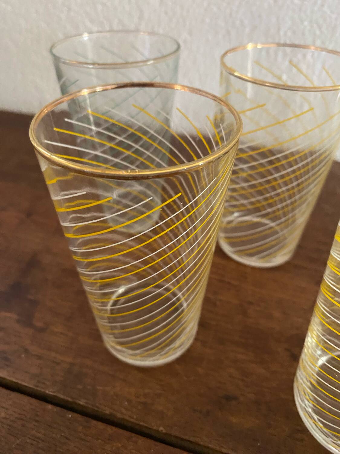 5 verres à orangeade des annees 70.