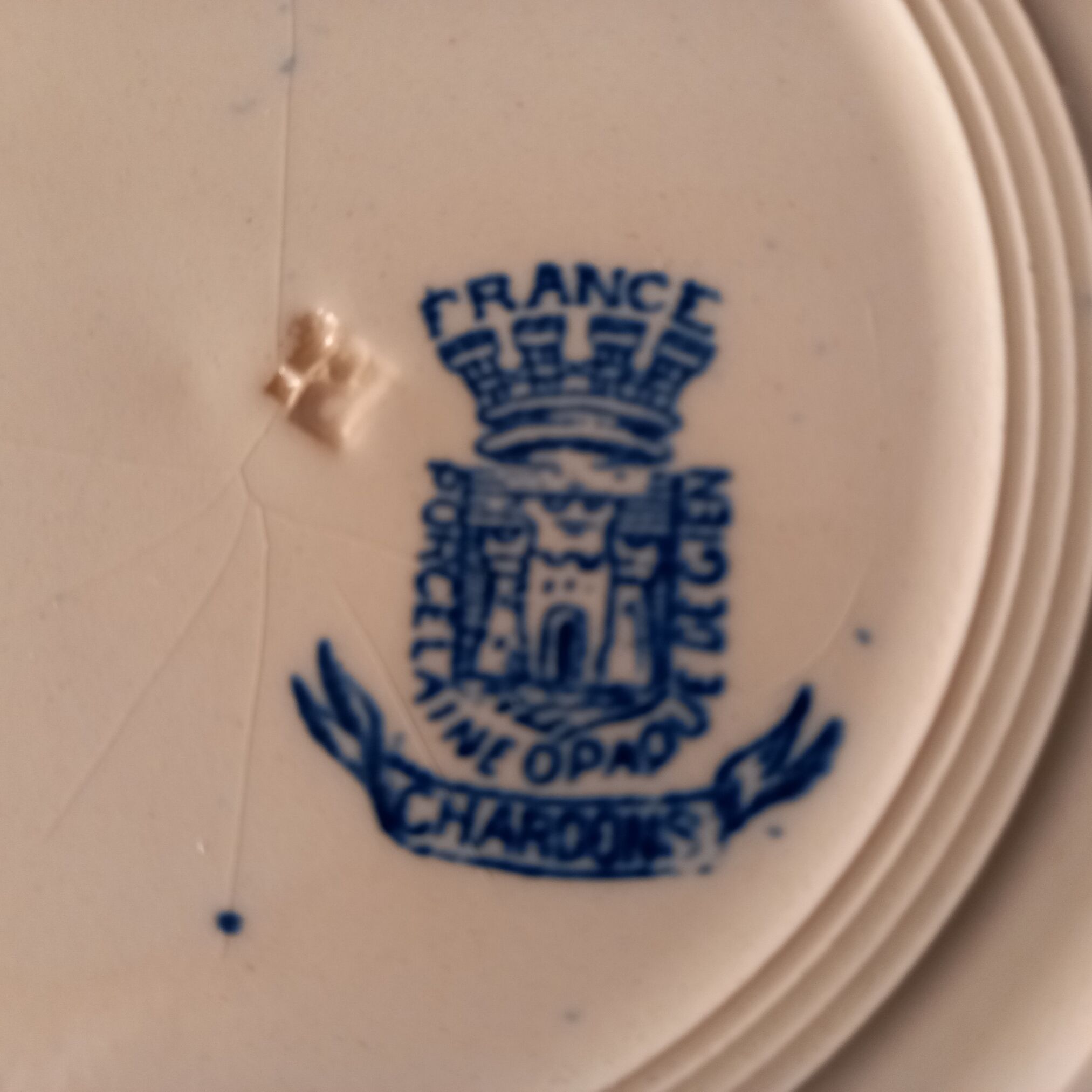 Plate Model thistles - Porcelain Opaque earthenware from Gien