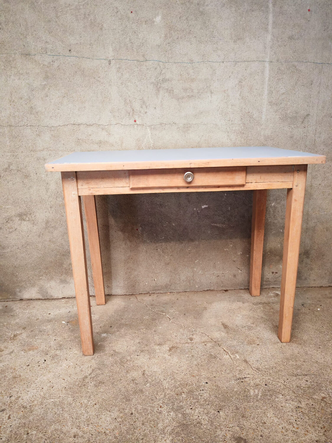 Small table or desk