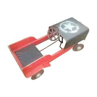 Pedal car