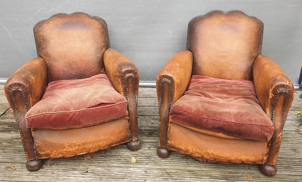 Pair armchairs club leather "punk" back mustache
