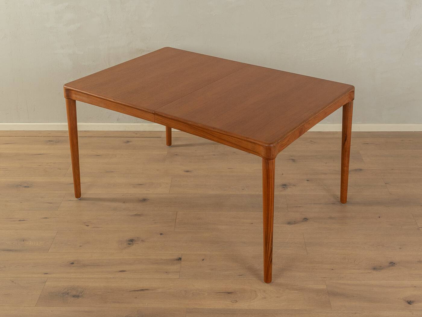 Table à manger des années 1960, Bramin