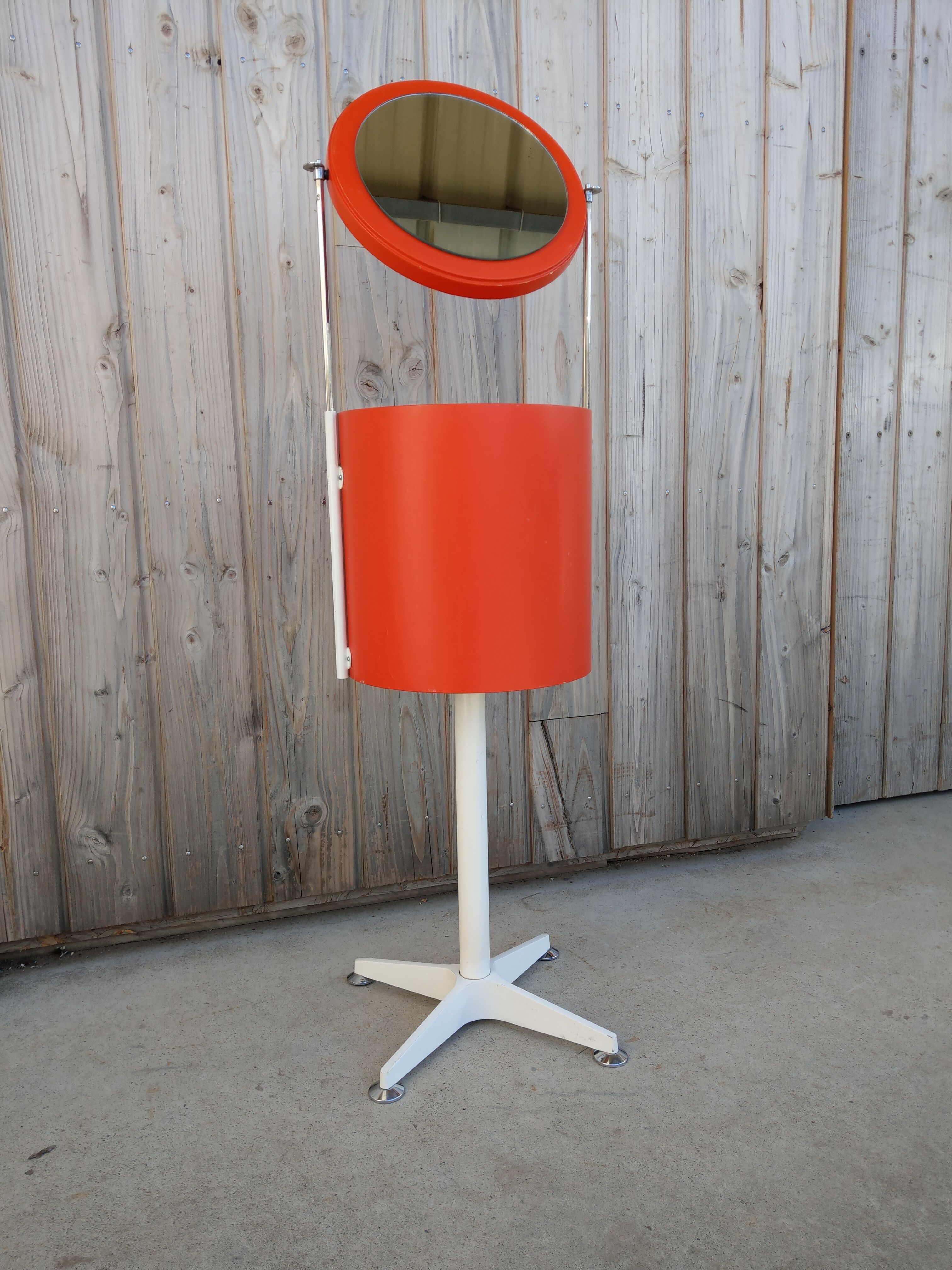 Space Age dressing table