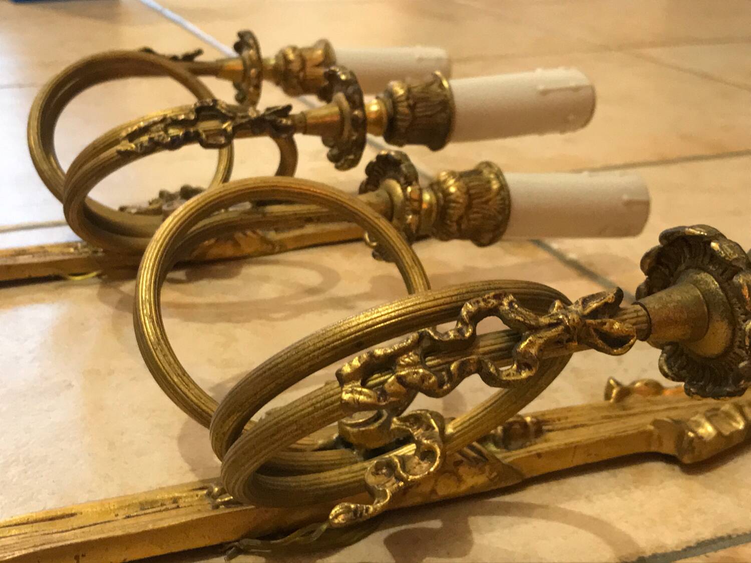 Paire d’appliques en bronze