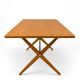 Table model AT-303 in oak by Hans J. Wegner