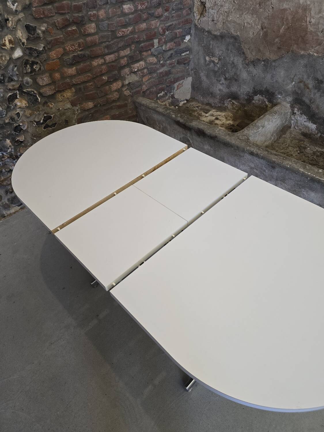 Oval table with central extension LAFA 1970s