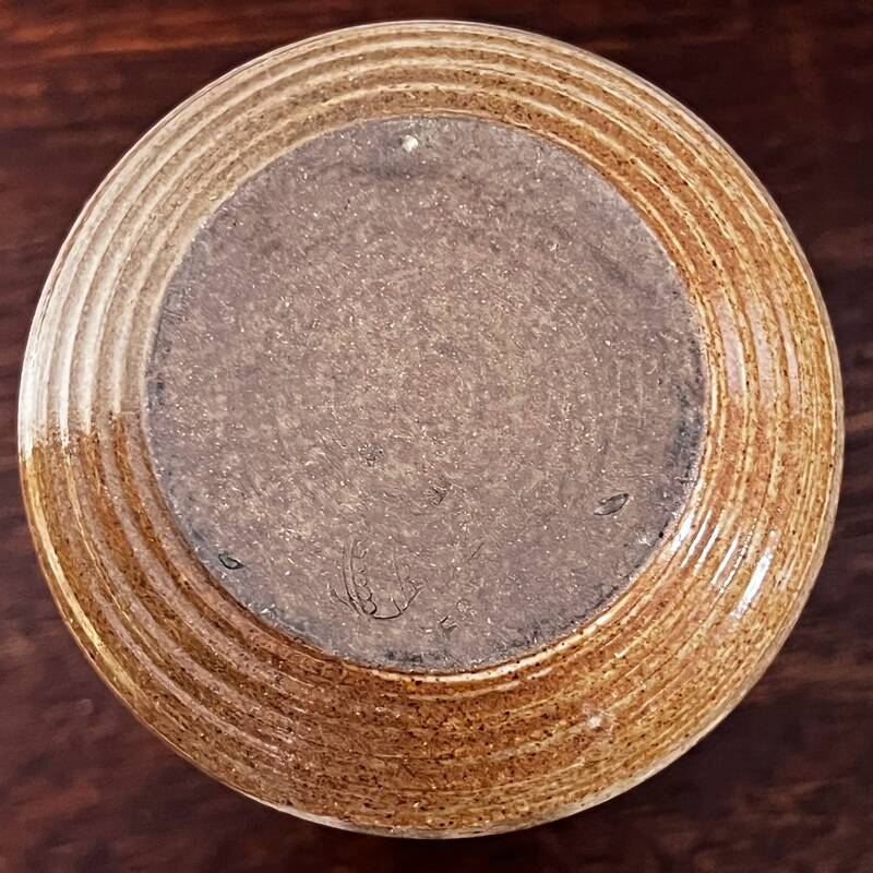 Stoneware tumbler