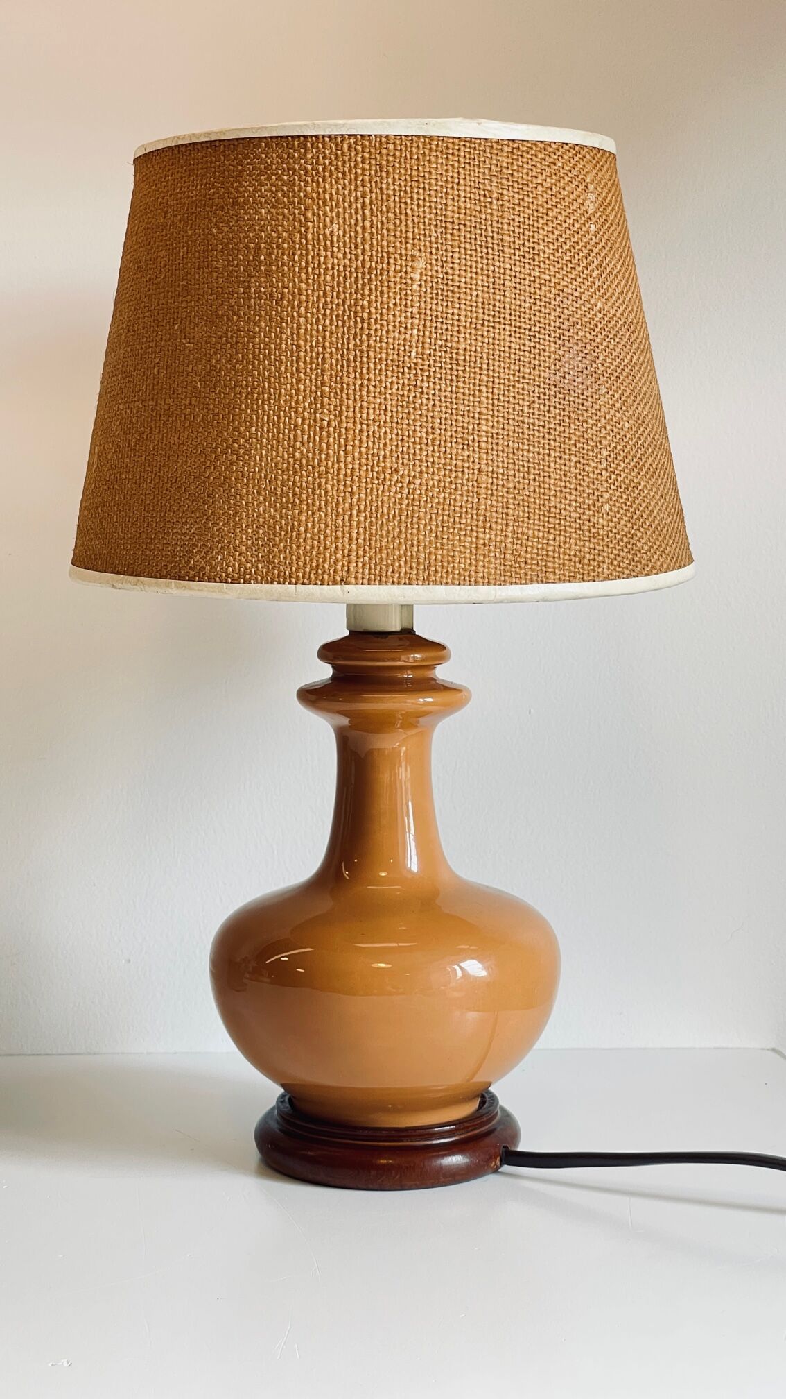 Ceramic lamp wood and vintage jute