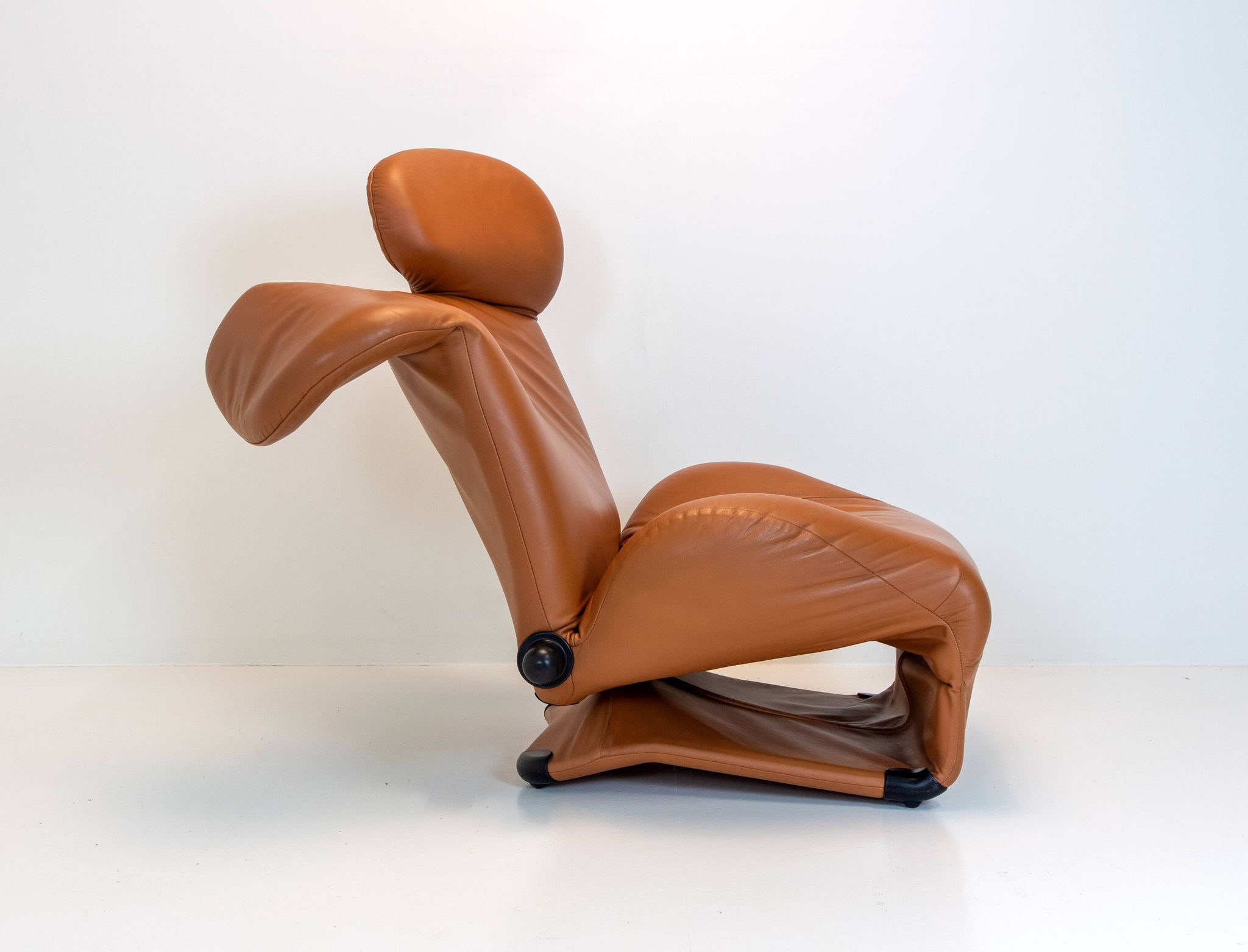 Fauteuil Cassina 111 Wink par Toshiyuki Kita