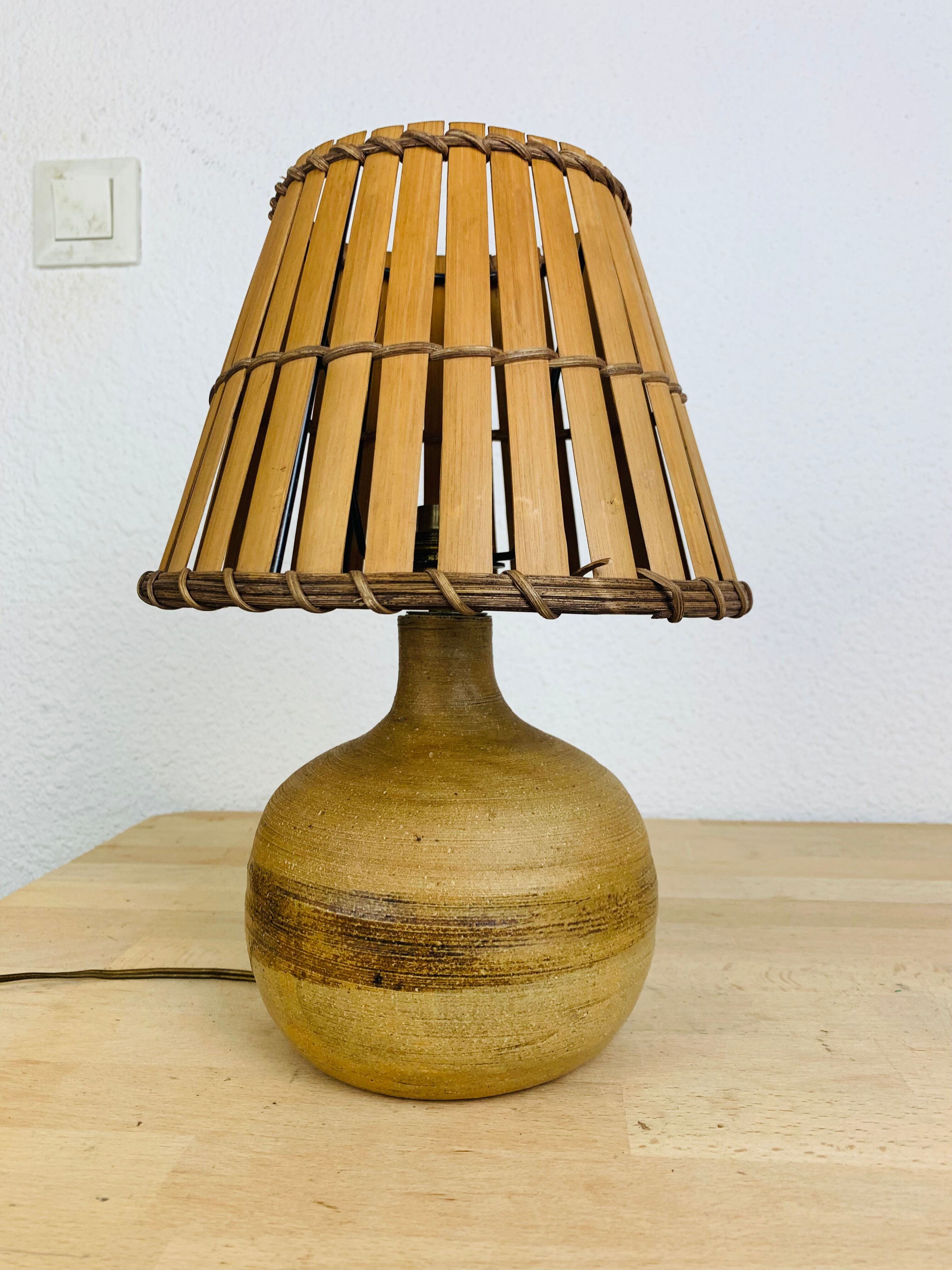 Lamp ball sandstone lampshade wood