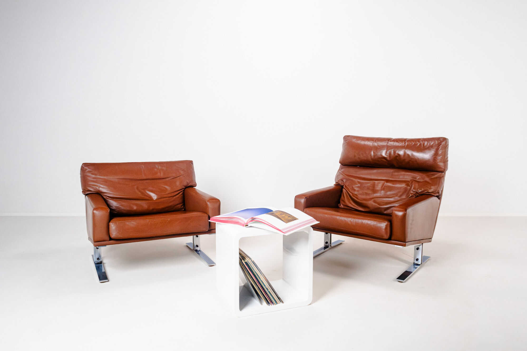 Canapé 3 places et 2 fauteuils par Georg Thams