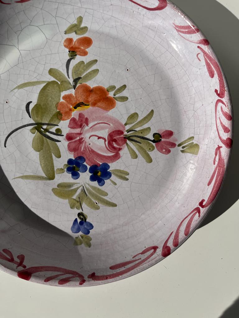 Sicilian plate pink hand-painted floral pattern