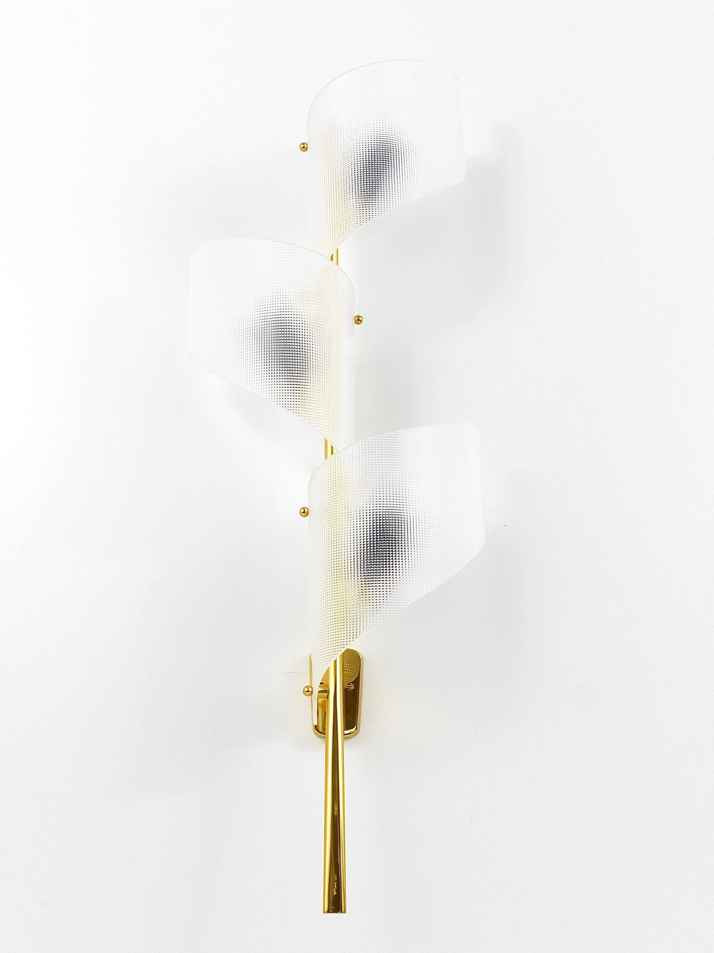 J.T. Kalmar Two Pairs of Large Floral Wall Sconces Auguri in Brass, Austria, 1950s