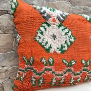 Vintage Berber Kilim cushion cover: Moroccan wool cushion