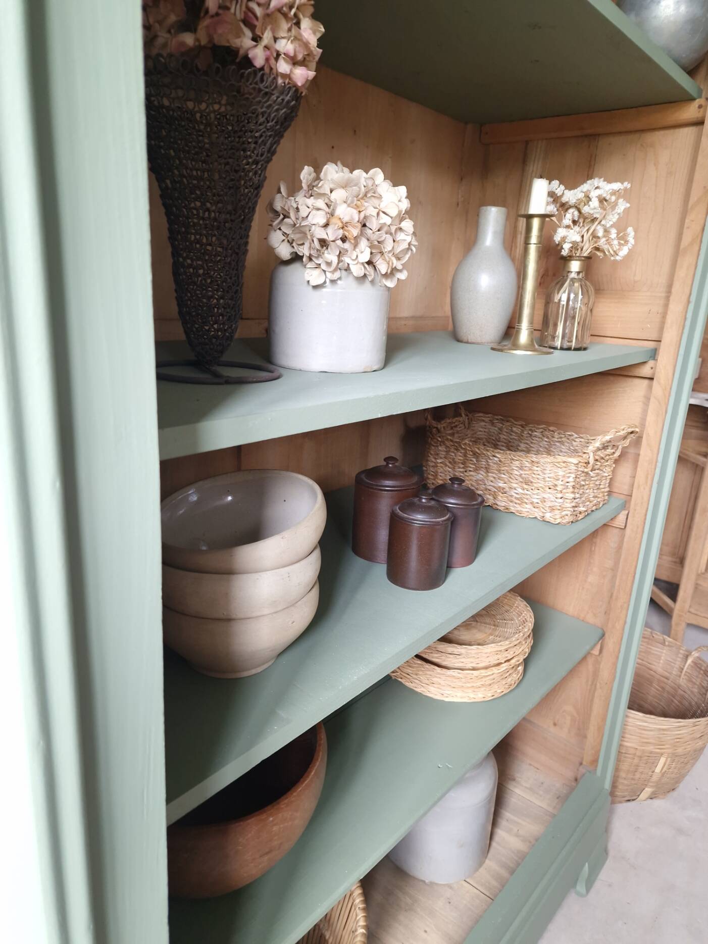 Green Shelf