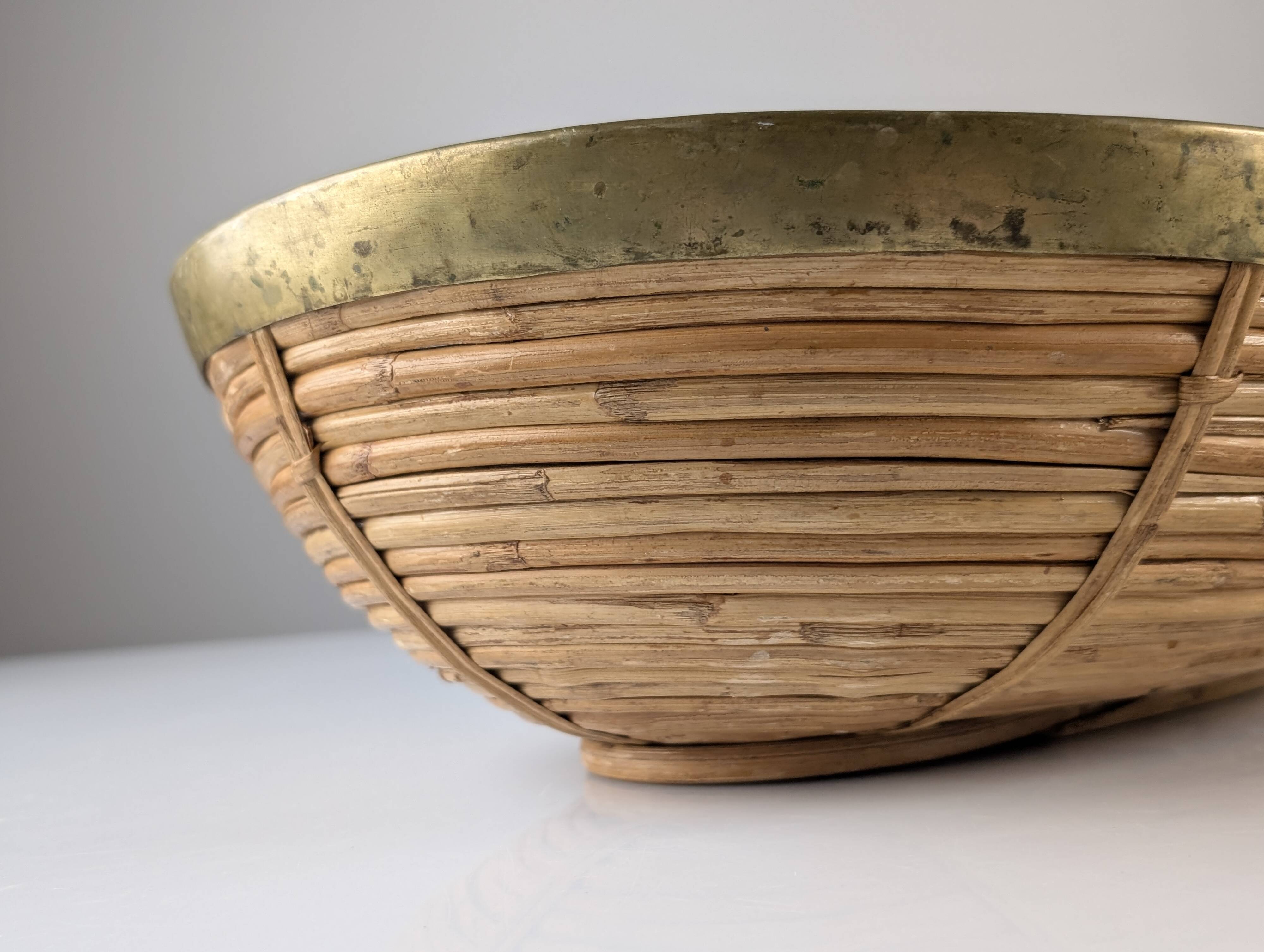 Italian oval rattan and brass centerpiece, mid-century style, 1970s