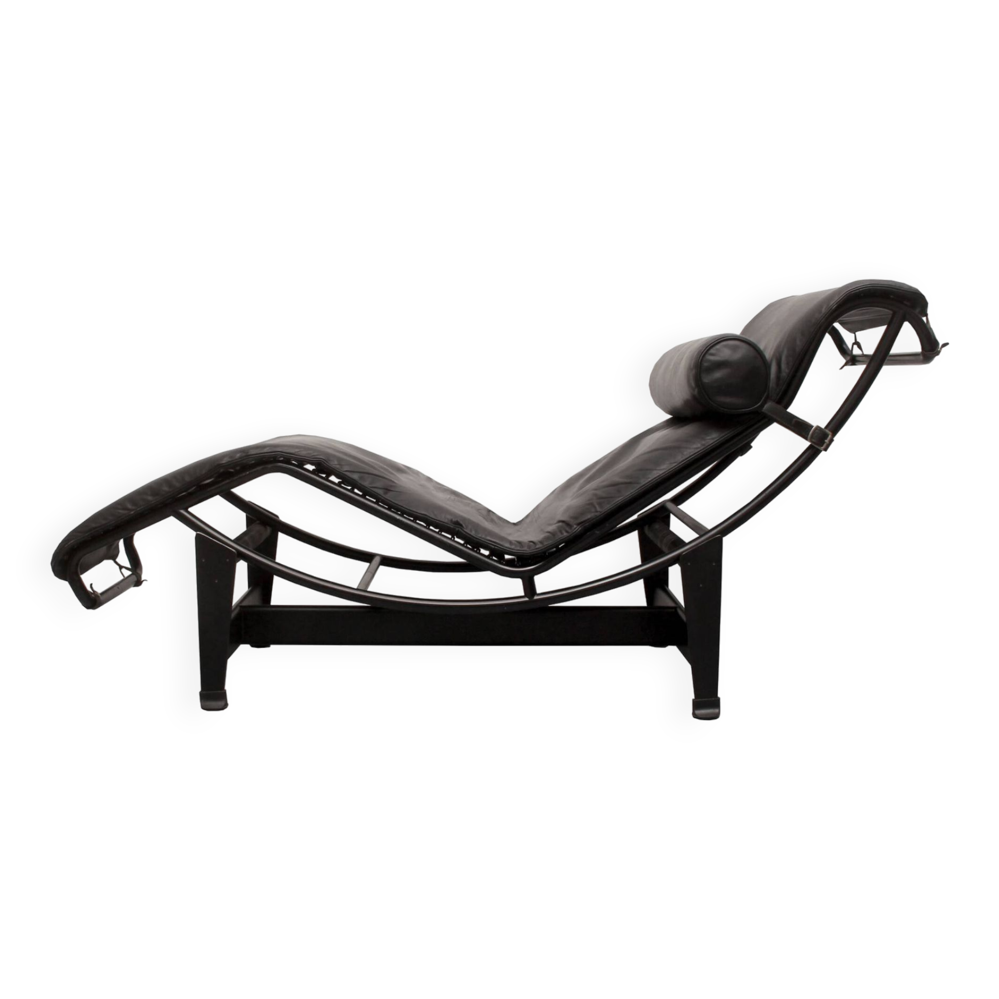 Chaise longue LC 4 Cassina Le Corbusier cuir noir
