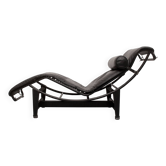 Chaise longue LC 4 Cassina Le Corbusier cuir noir