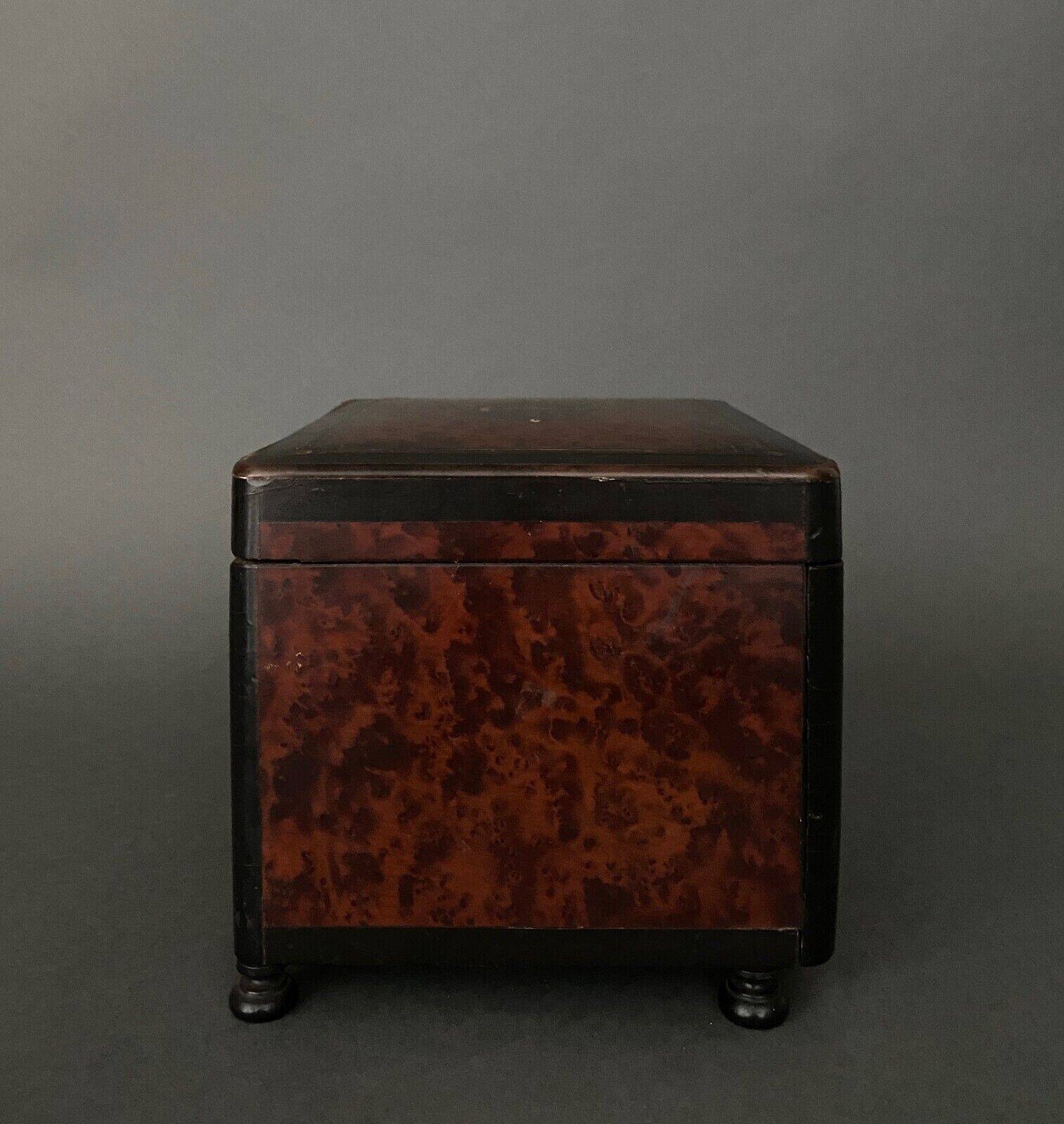 Napoleon III cigar box in 19th century magnifying glass
