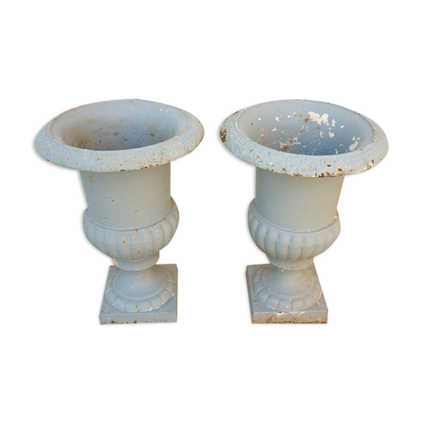 Pair of old Medici vase in cast iron, early XXth, H: 43.5cm