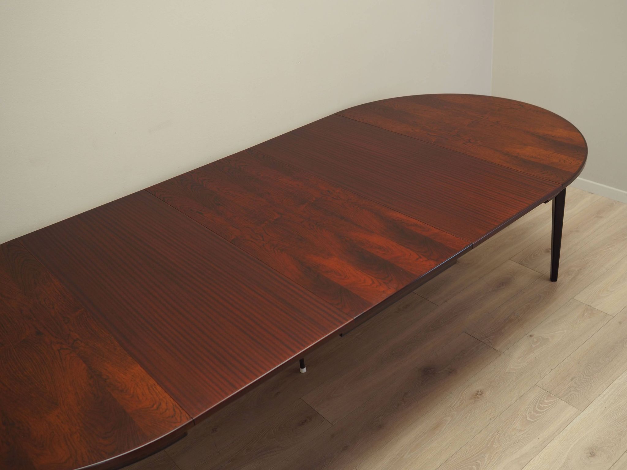 Round rosewood table, Danish design, 1970s, manufacturer: Omann Jun