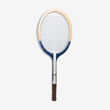 Blue Montana M505 racket with leather bag