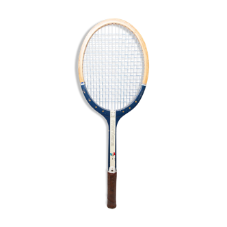 Blue Montana M505 racket with leather bag