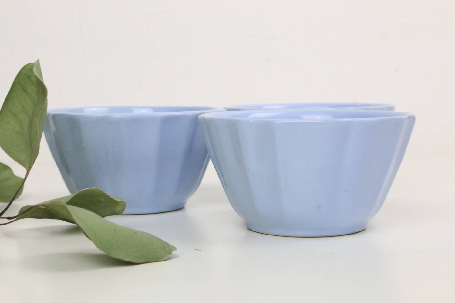 Set of 3 bowls or cups, unsigned