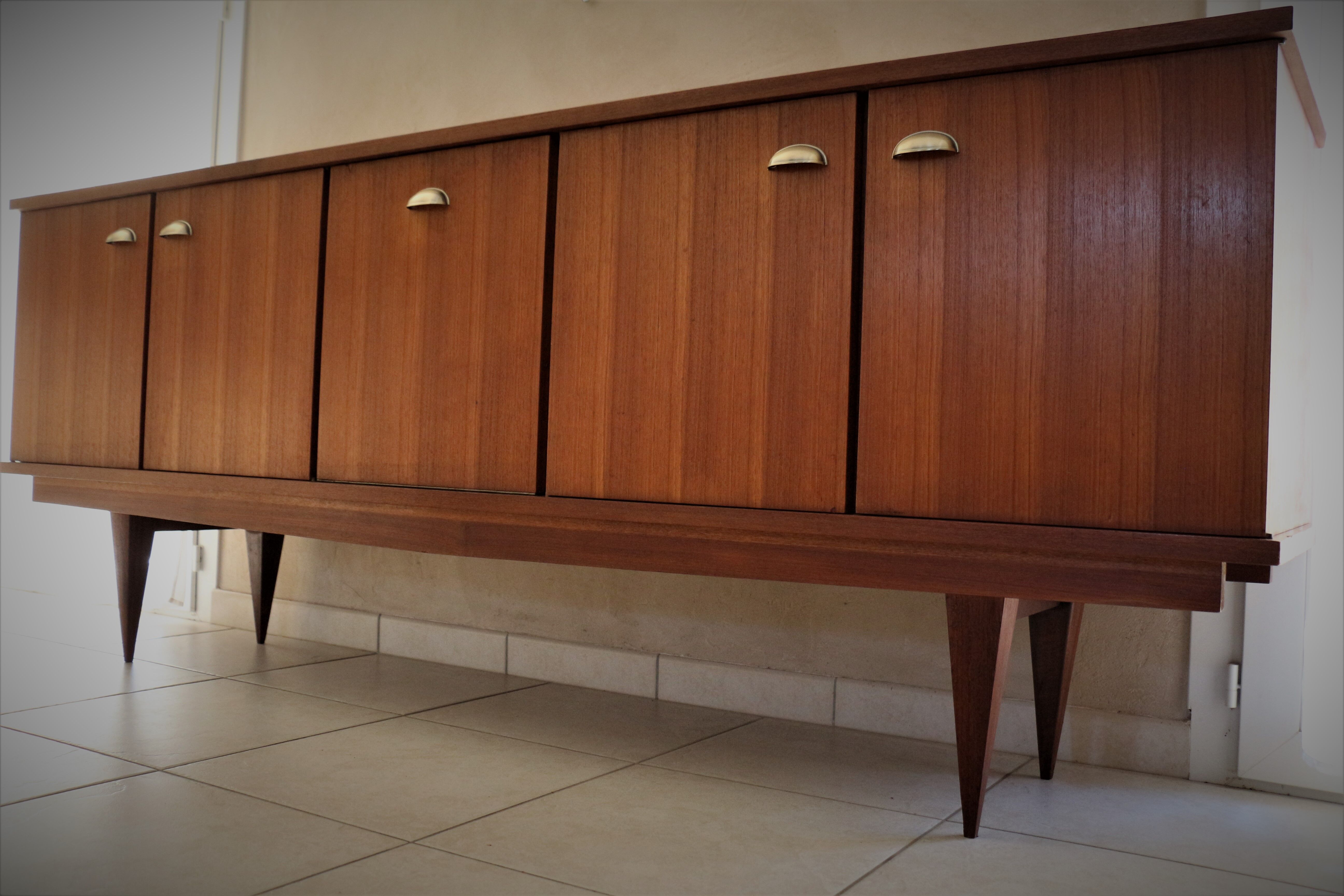 Scandinavian design in Malora teak