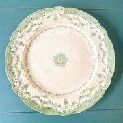 Plat en terre de fer porcelaine anglaise