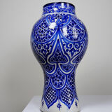 Large Moroccan vase/jar from Fès, handcrafted ceramic Khabia, 19th-20th century, cobalt.