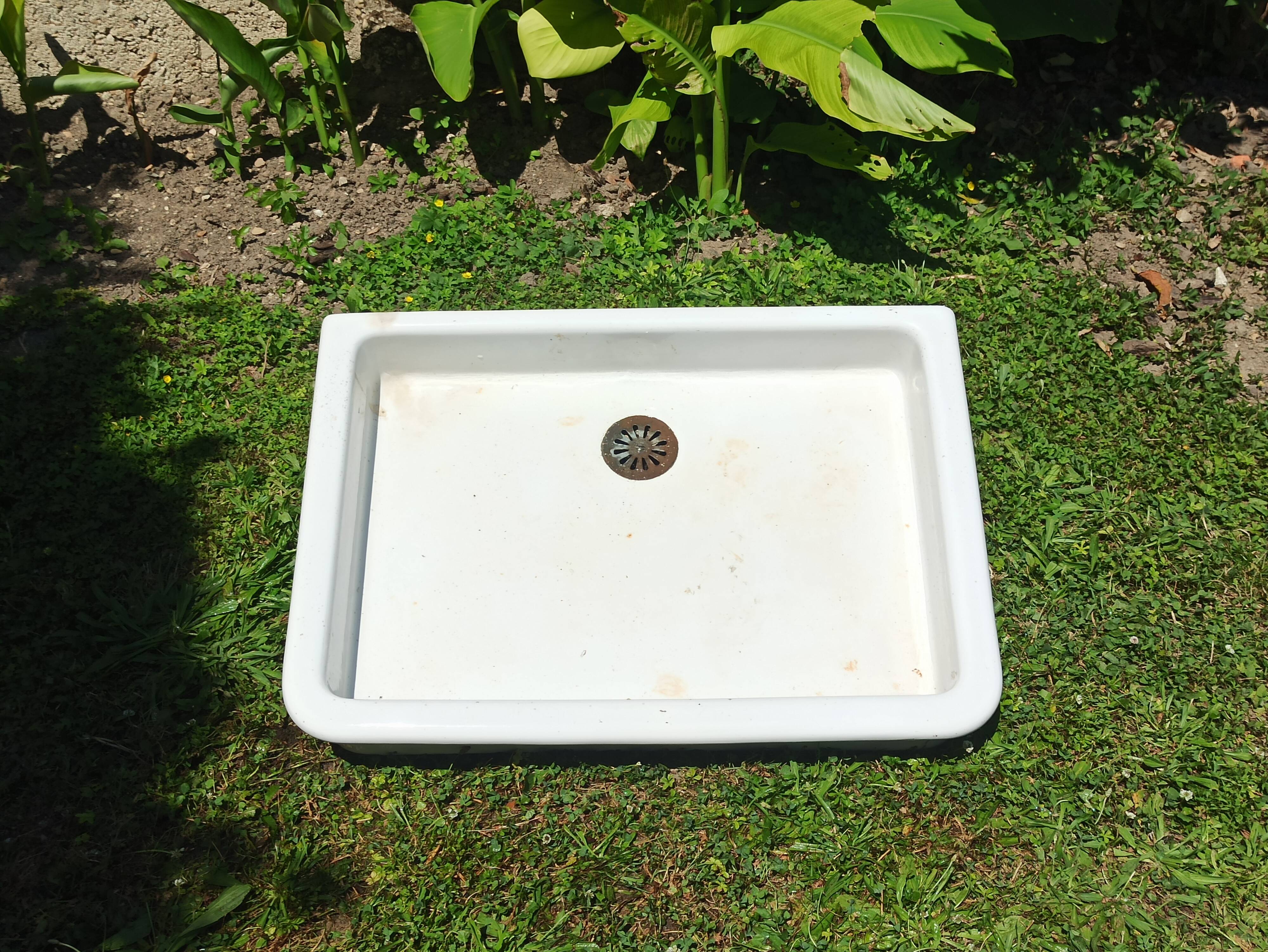 Farm sink