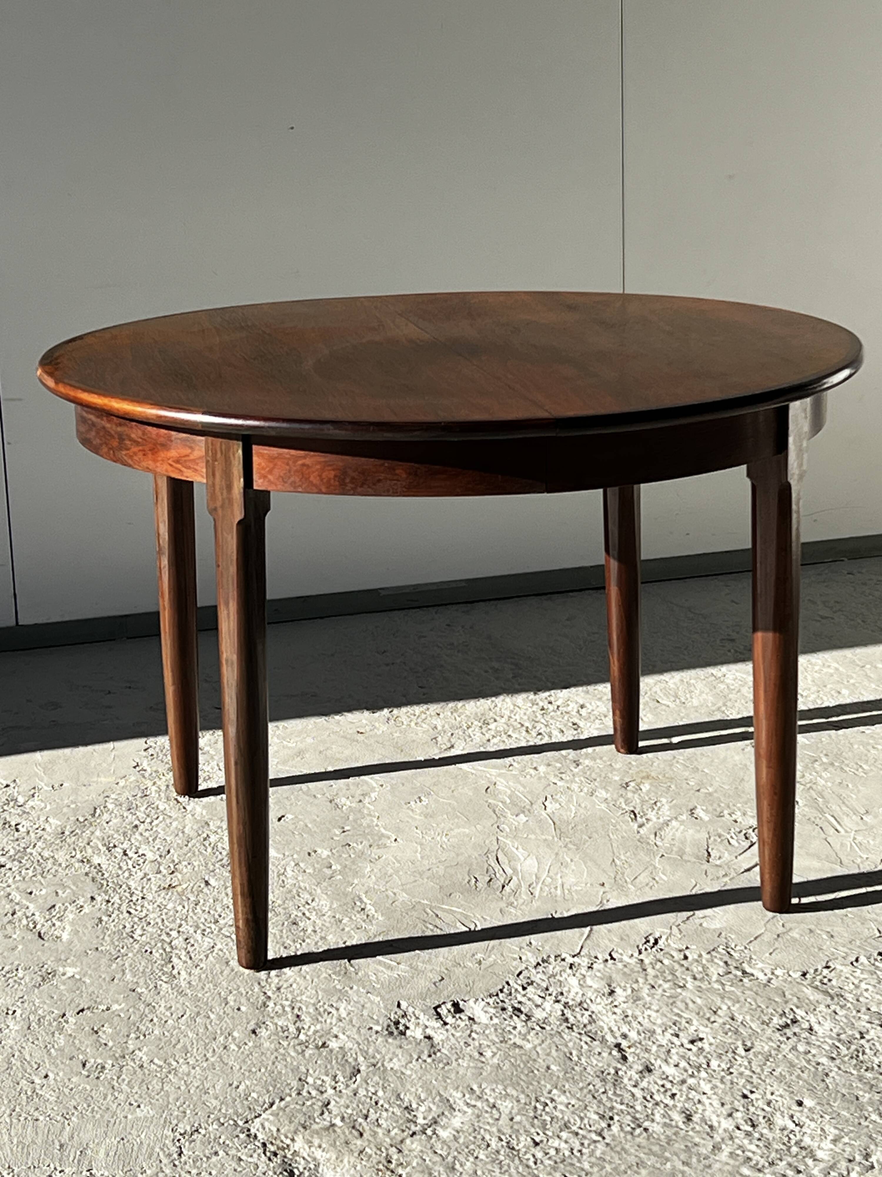 Round rosewood table Cj Rosengaarden, Denmark 1960